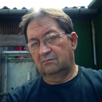 Sándor, Budapest