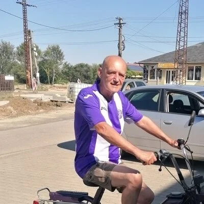 György