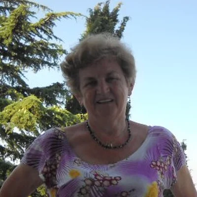 Éva