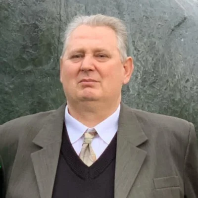 László, Siklós