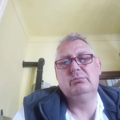 László
