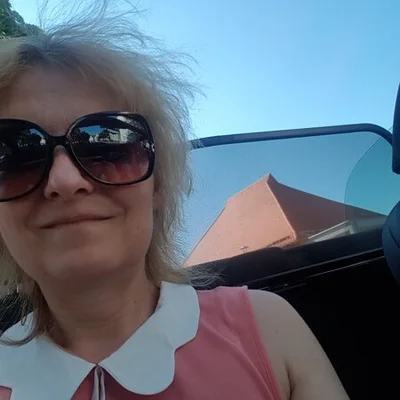Mária, London