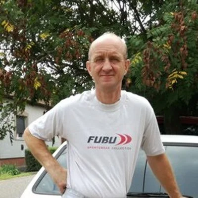 János