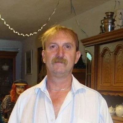 Tibor, Forró
