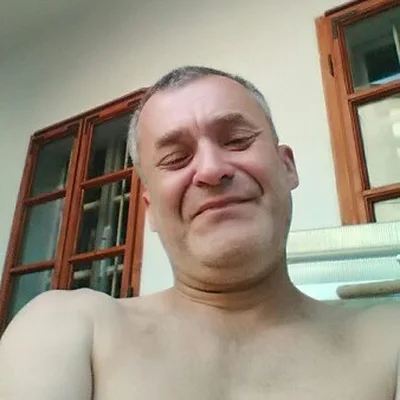 István