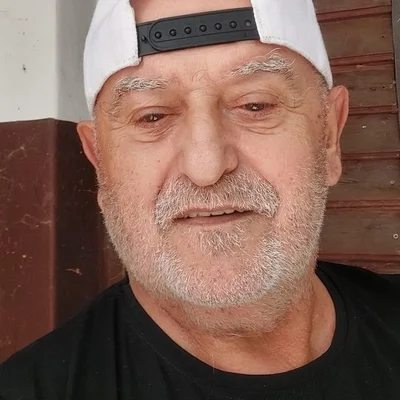 László