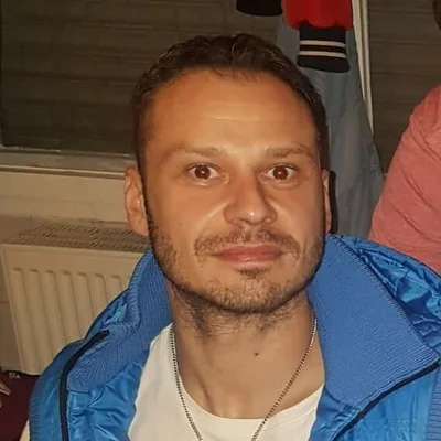 Krisu, Budapest