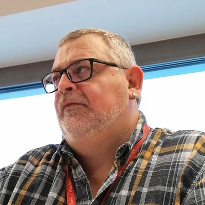 András
