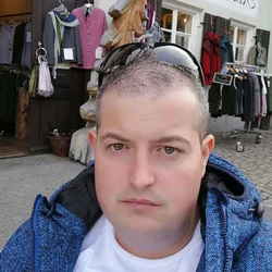 László, társkereső Dunaújváros