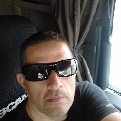 Imre, Ekecs