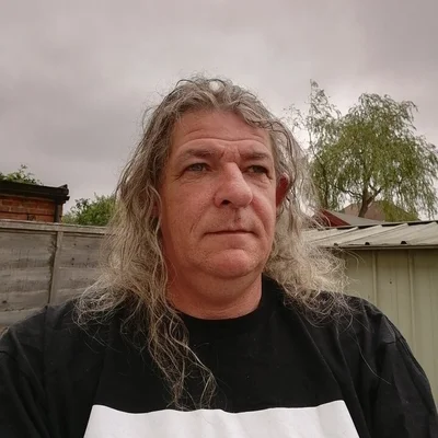 György