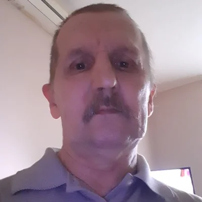 Janos, Gyula