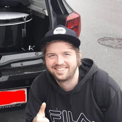 Ákos, Amstetten