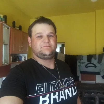 Levente, Sarmaság