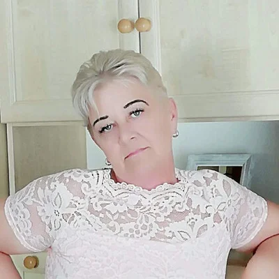 Éva