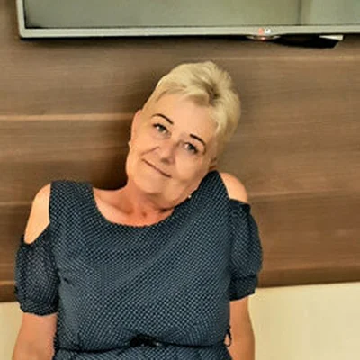 Éva