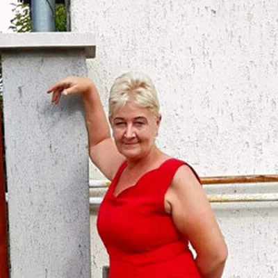 Éva