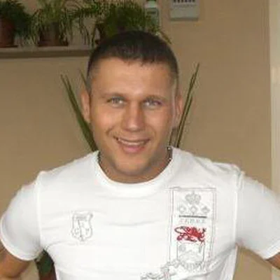 Andris, Pécel