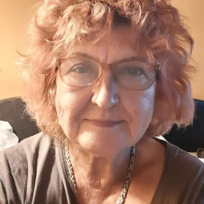 Éva