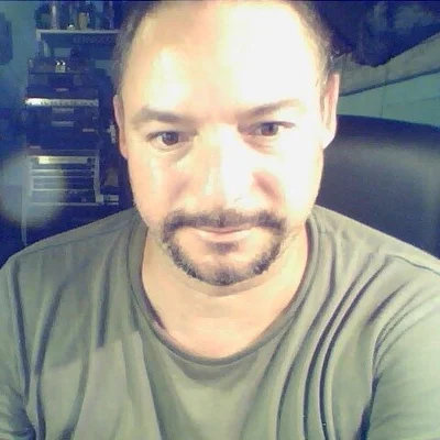 LÁSZLÓ