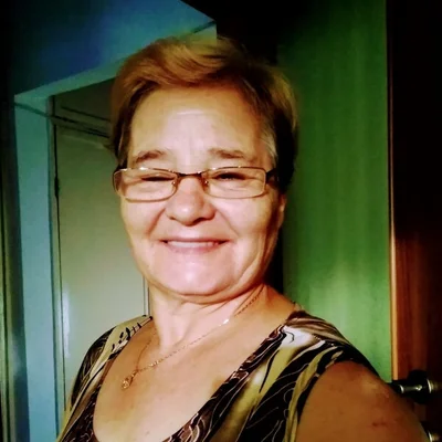 Éva, Arad