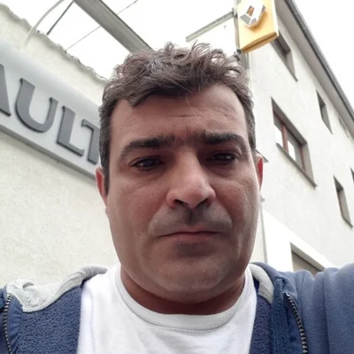 András