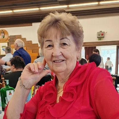 Julianna, Abádszalók