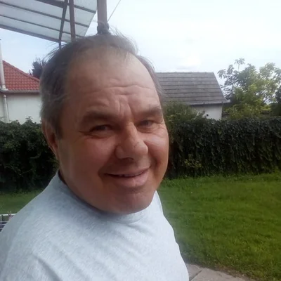János