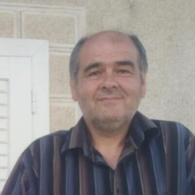 László