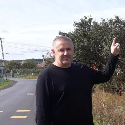 Károly