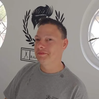 János