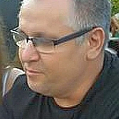 János