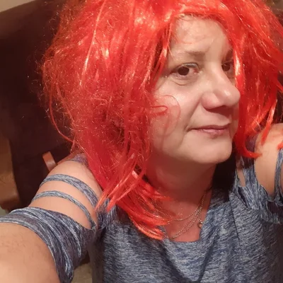 Bernadett, Vácszentlászló