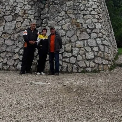 István