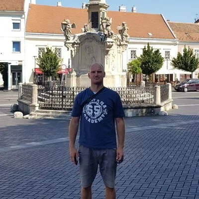 István