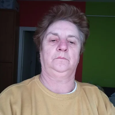 Éva
