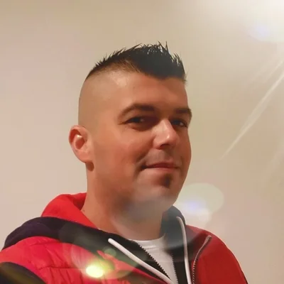 György