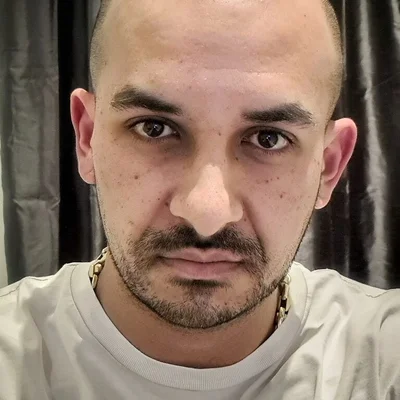 Zoli