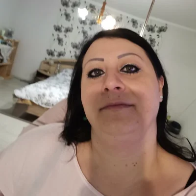 Annamaria, Lakszakállas