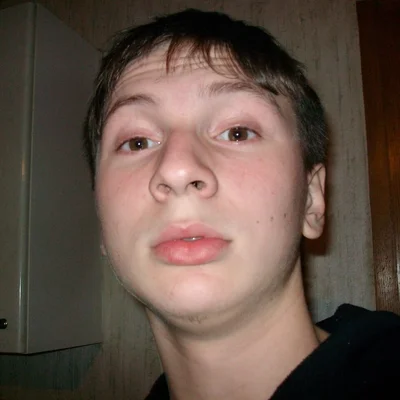András
