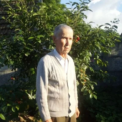 József
