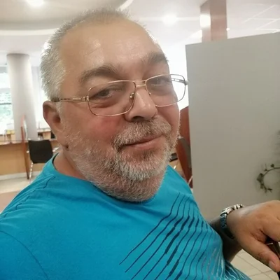 Gyula, Budapest