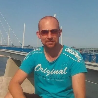 Péter