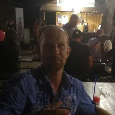 Péter