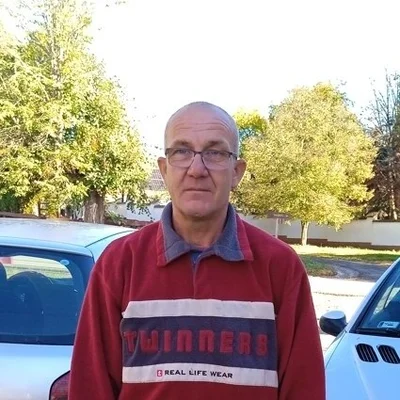 László