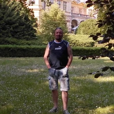 János