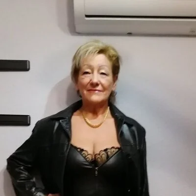 Gabriella, Dánszentmiklós