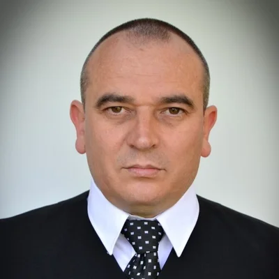 Peter, Marosvásárhely