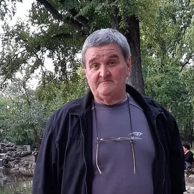 László
