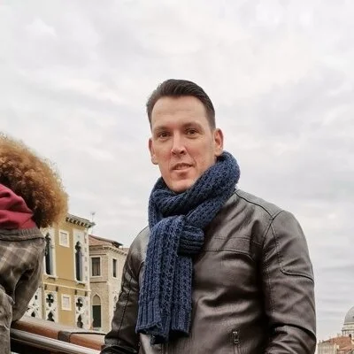 Gergő, London